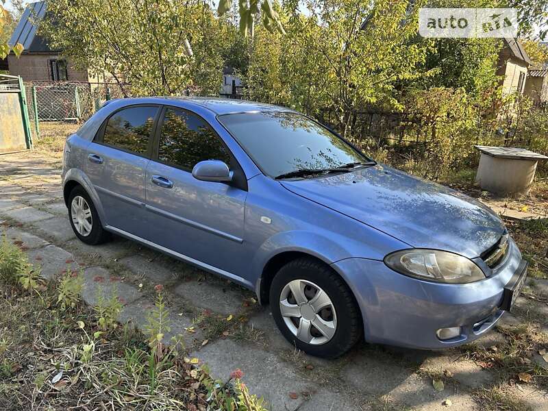 Chevrolet Lacetti (2008)