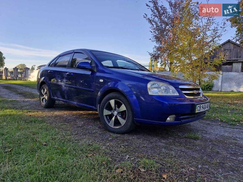 Chevrolet Lacetti (2004)