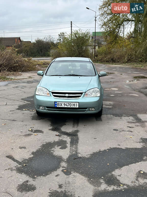 Chevrolet Lacetti (2004)