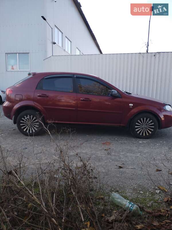 Chevrolet Lacetti (2006)