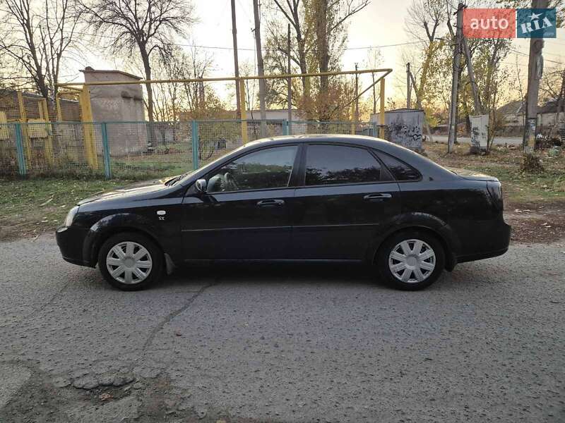 Chevrolet Lacetti (2005)