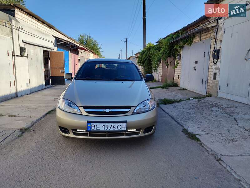 Chevrolet Lacetti (2009)