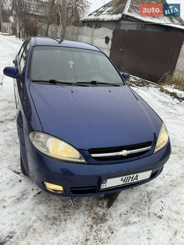 Chevrolet Lacetti (2005)