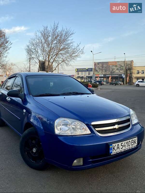 Chevrolet Lacetti (2008)