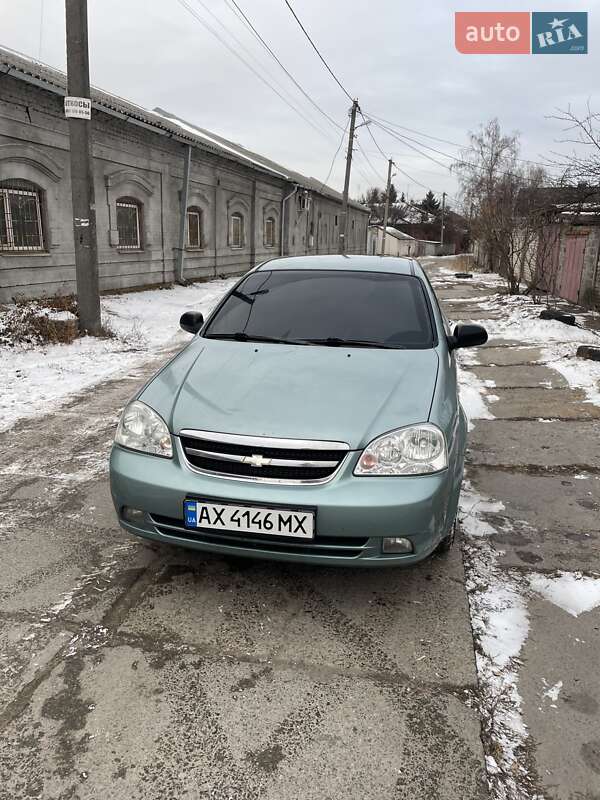 Chevrolet Lacetti (2005)