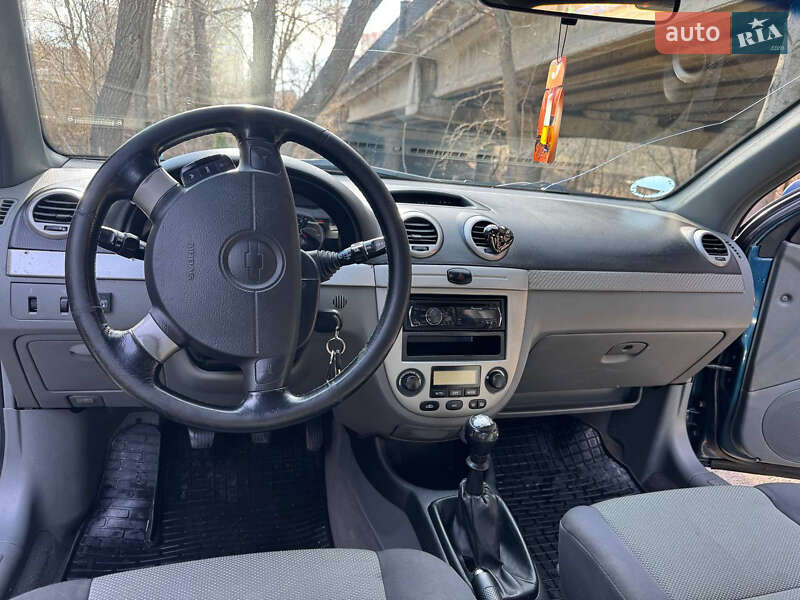 Chevrolet Lacetti (2006)