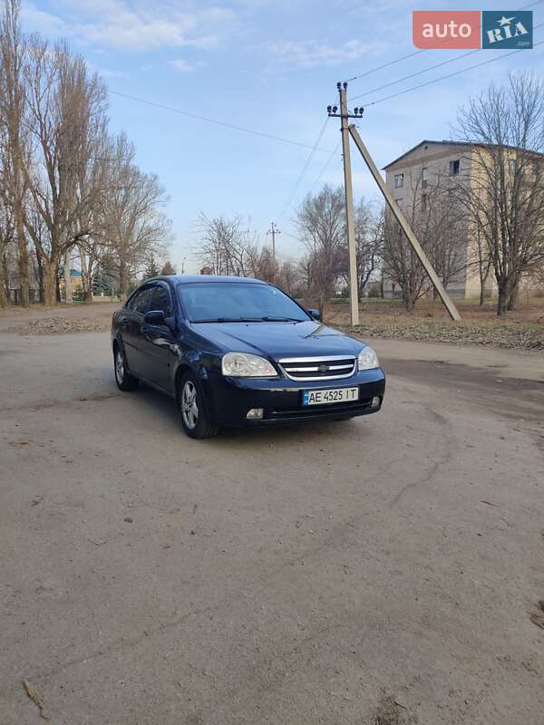 Chevrolet Lacetti (2004)