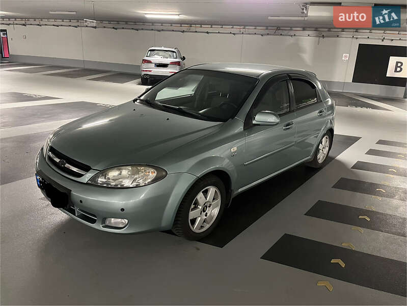 Chevrolet Lacetti (2008)