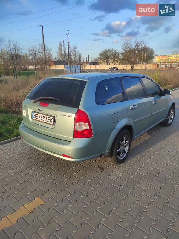 Chevrolet Lacetti (2005)