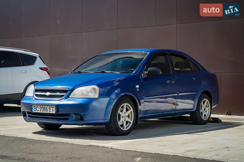 Chevrolet Lacetti (2005)