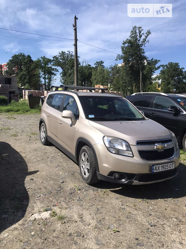 Chevrolet Orlando (2012)