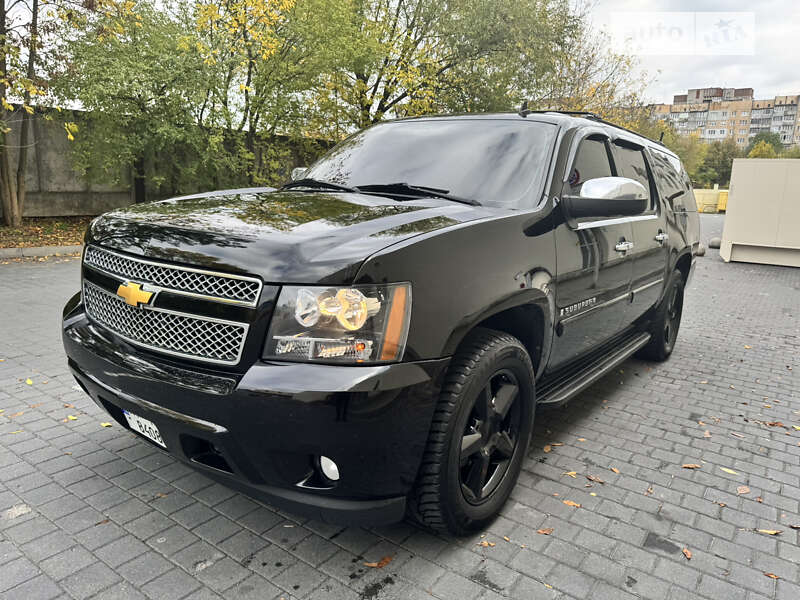 Chevrolet Suburban (2008)