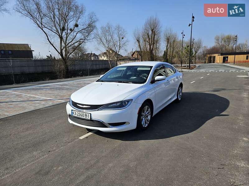 Chrysler 200 (2016)