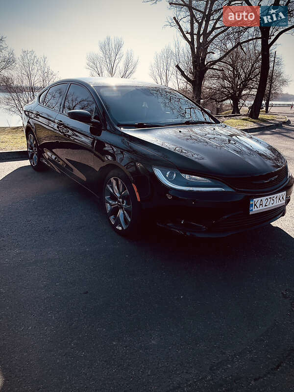 Chrysler 200 (2014)