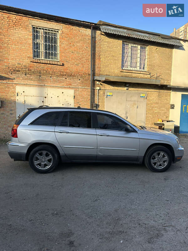 Chrysler Pacifica (2004)