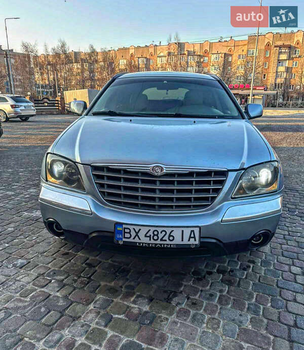 Chrysler Pacifica (2005)