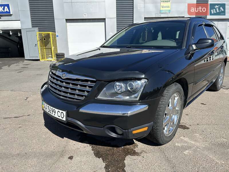 Chrysler Pacifica (2005)