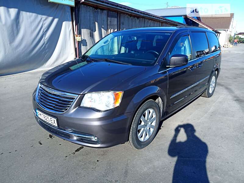 Chrysler Town country (2014)