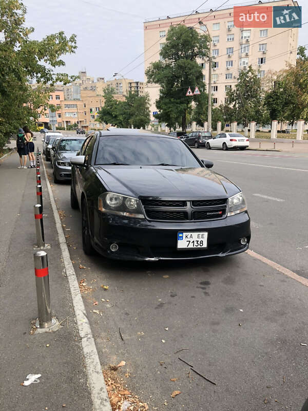 Dodge Avenger (2013)