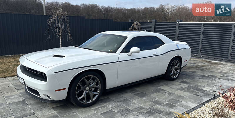 Dodge Challenger (2016)