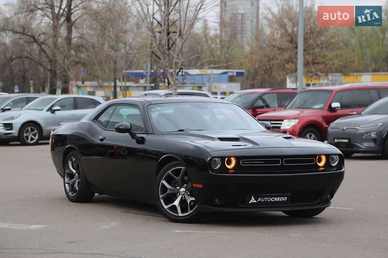 Dodge Challenger (2016)