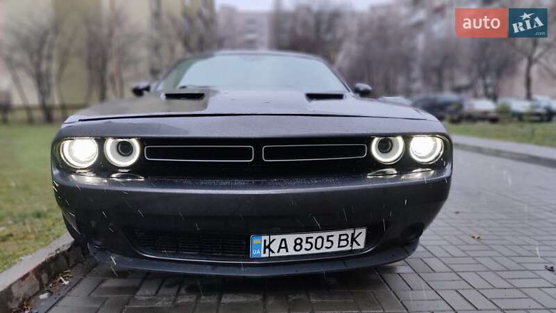 Dodge Challenger (2017)