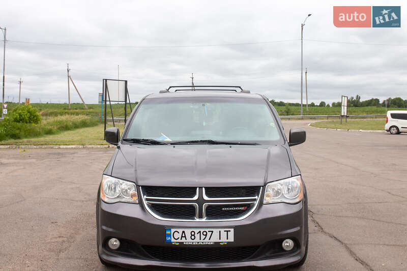 Dodge Grand caravan (2017)