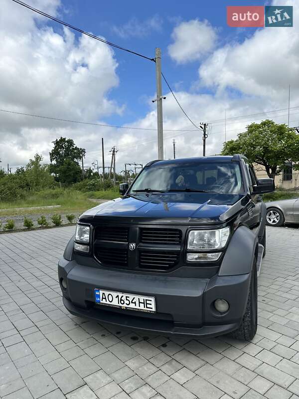 Dodge Nitro (2007)
