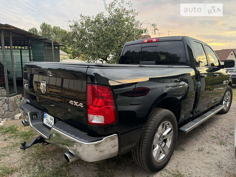 Dodge Ram-1500 (2015)