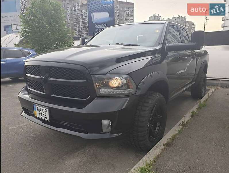 Dodge Ram 1500 (2014)