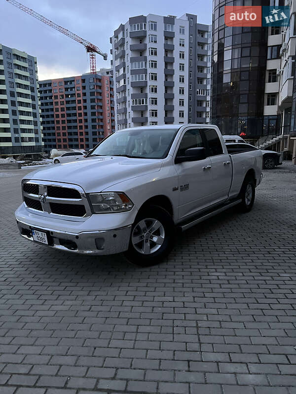 Dodge Ram 1500 (2013)