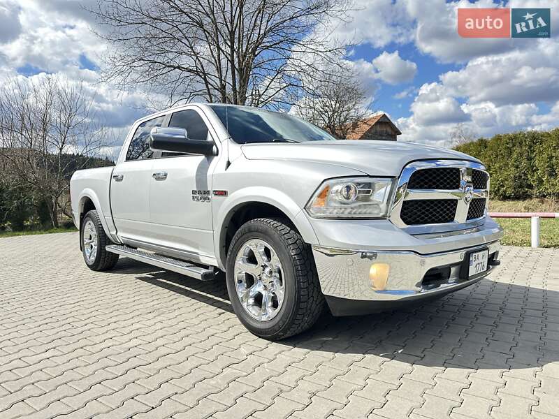 Dodge Ram 1500 (2016)