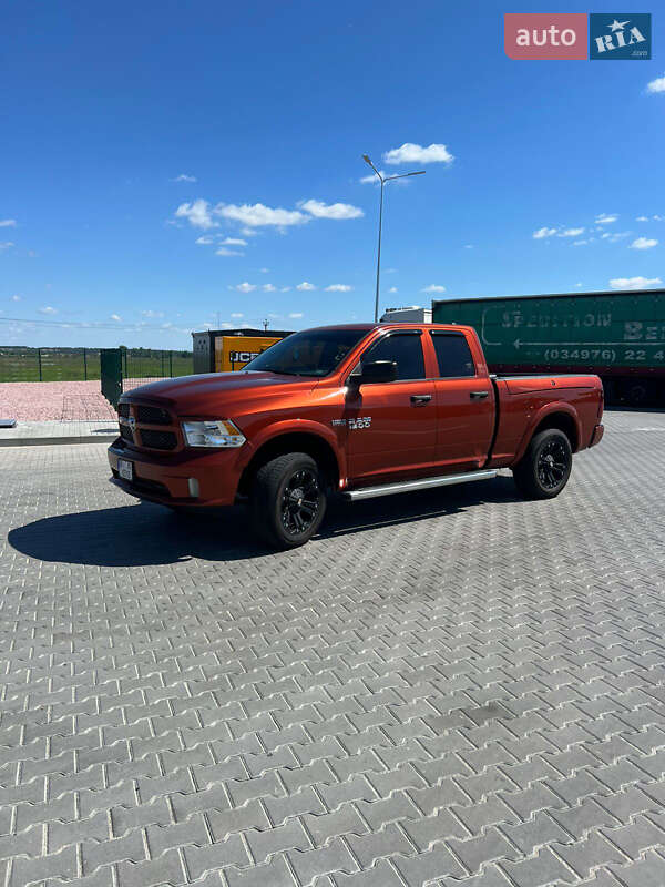 Dodge Ram 1500 (2013)