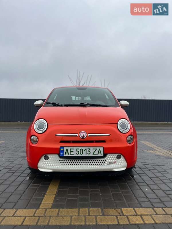 Fiat 500e (2015)