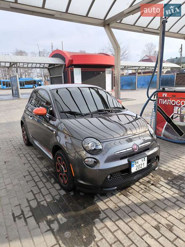 Fiat 500e (2016)