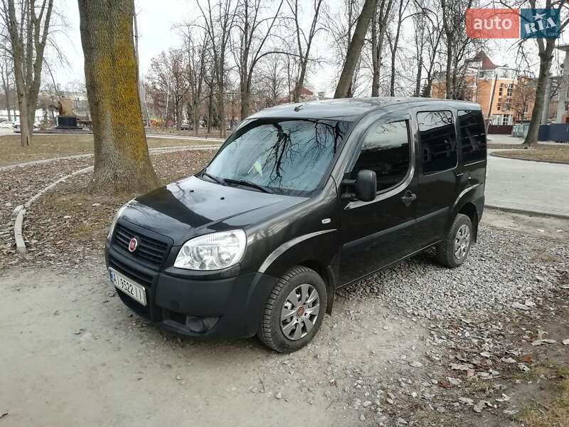 Fiat Doblo (2011)