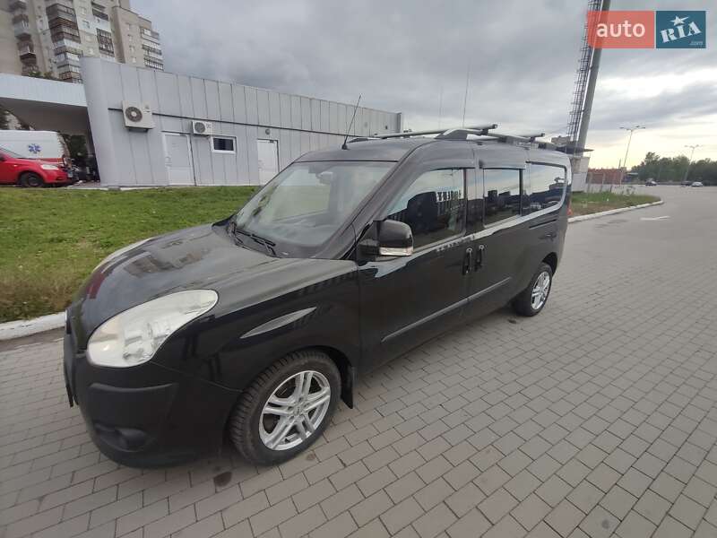 Fiat Doblo (2012)