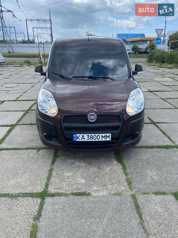 Fiat Doblo (2012)