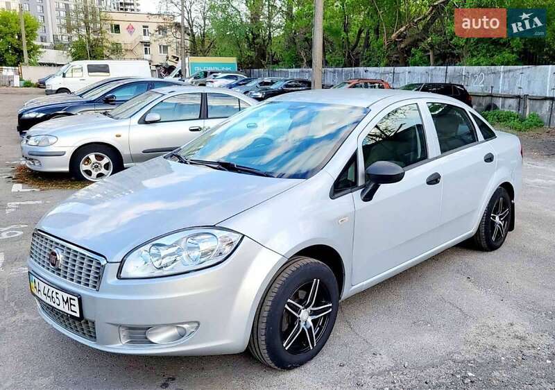 Fiat Linea (2012)