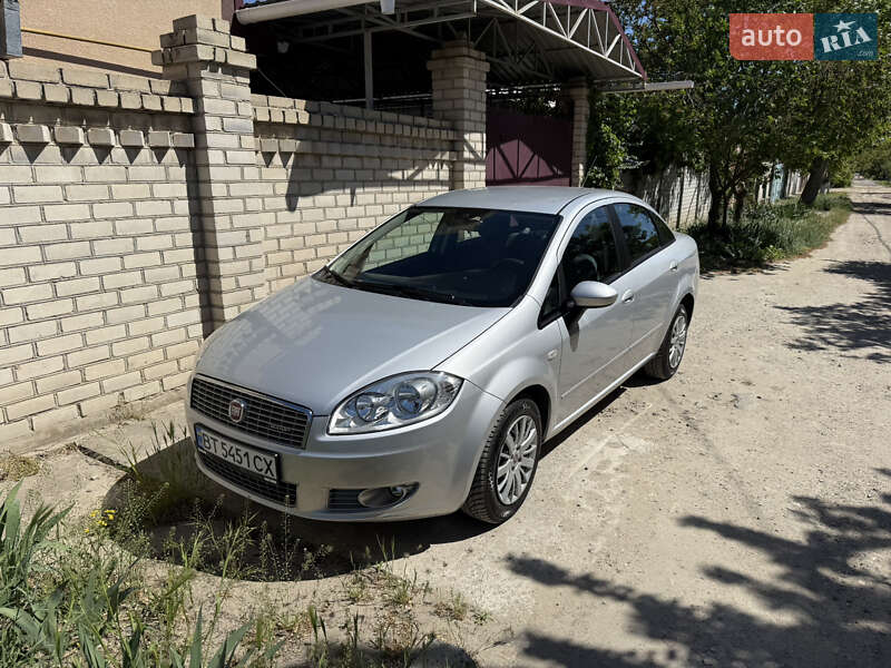 Fiat Linea (2012)