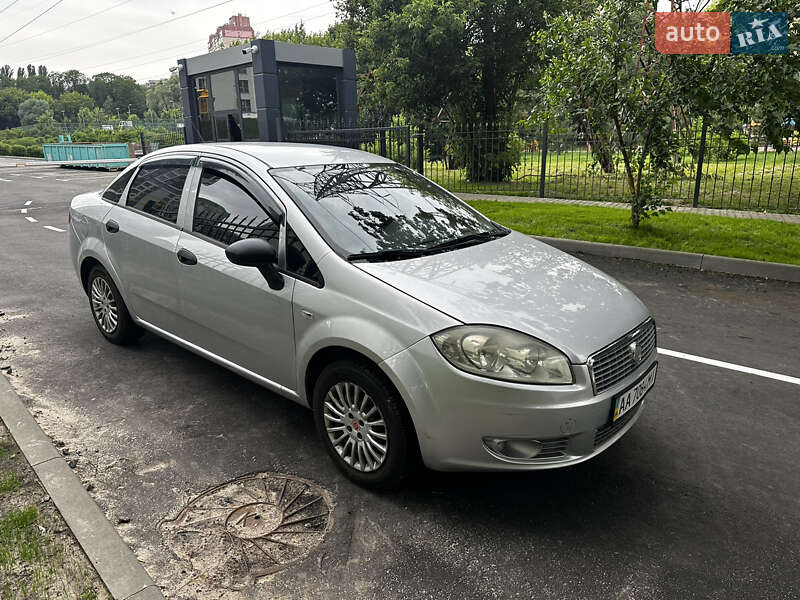 Fiat Linea (2012)