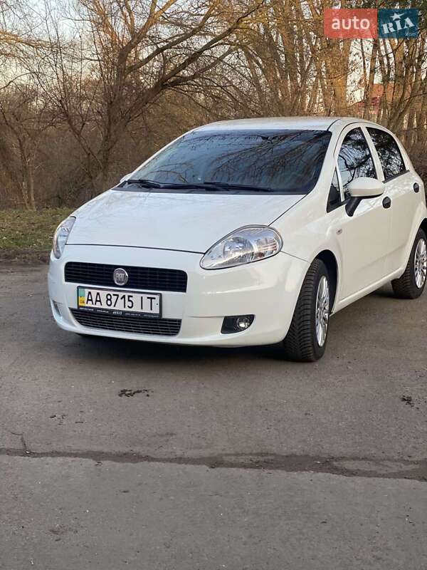 Fiat Punto (2011)