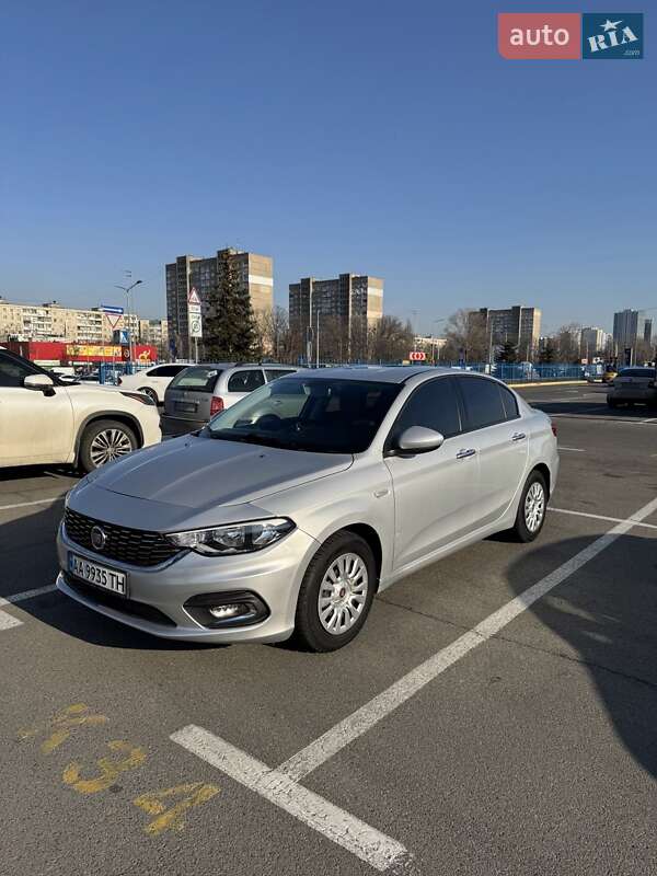 Fiat Tipo (2016)