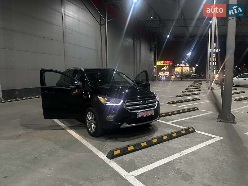Ford Escape (2017)