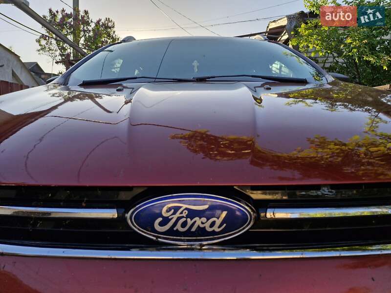 Ford Escape (2015)