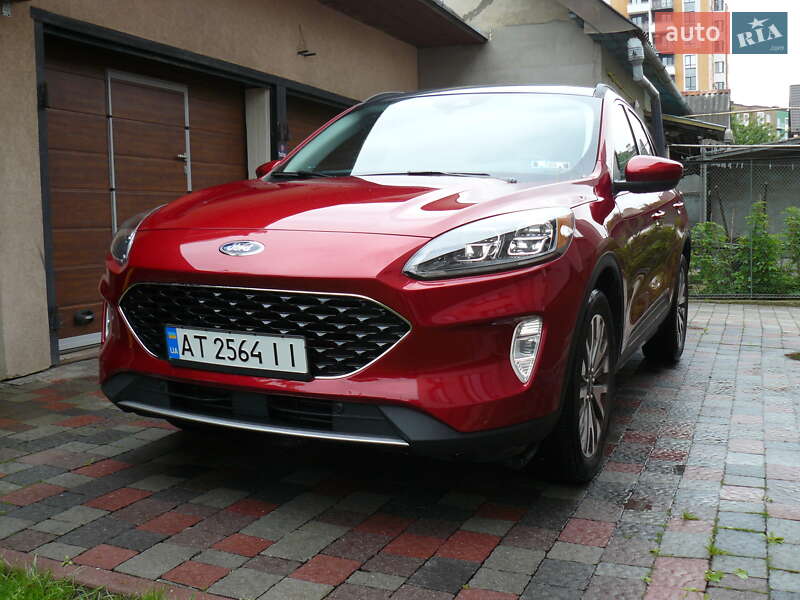 Ford Escape (2022)