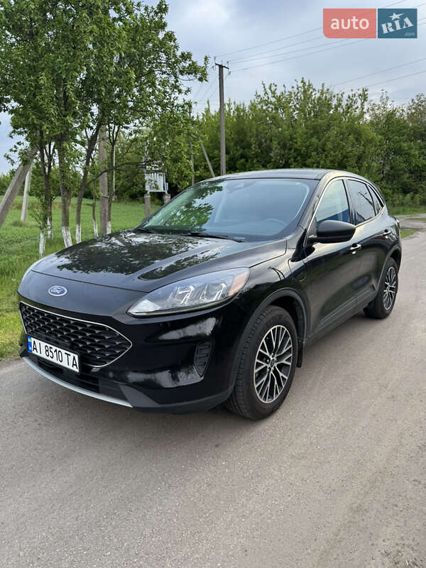 Ford Escape (2022)