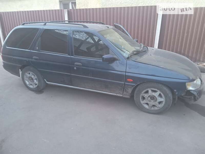 Ford Escort (1997)
