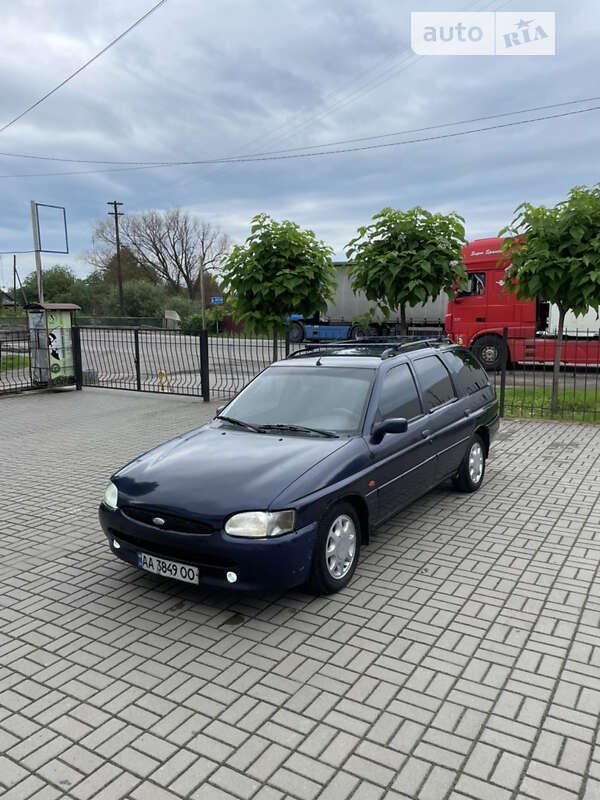 Ford Escort (1998)
