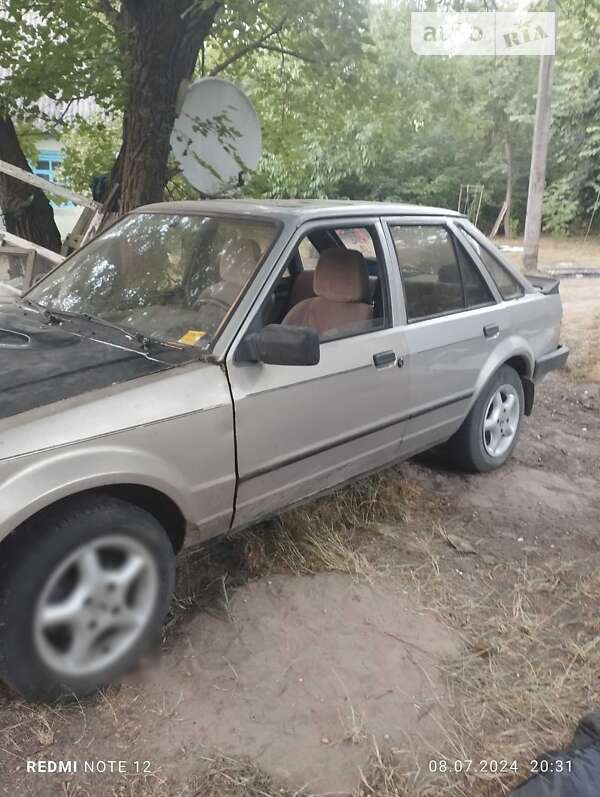 Ford Escort (1985)